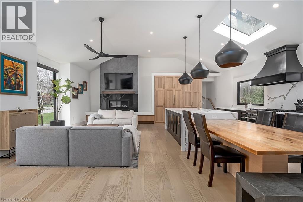 327 GOODRAM Drive, Burlington, Ontario, L7L2J9 — Photo 27