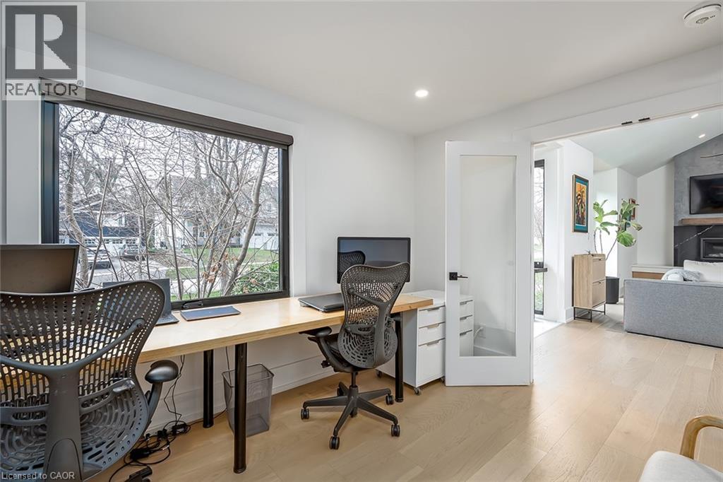 327 GOODRAM Drive, Burlington, Ontario, L7L2J9 — Photo 30