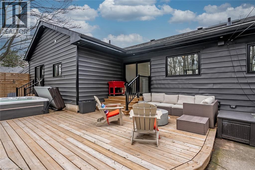 327 GOODRAM Drive, Burlington, Ontario, L7L2J9 — Photo 33