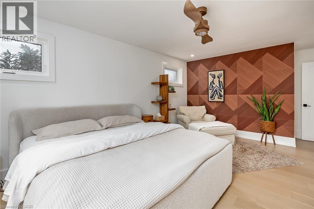 327 GOODRAM Drive, Burlington, Ontario, L7L2J9 — Photo 37