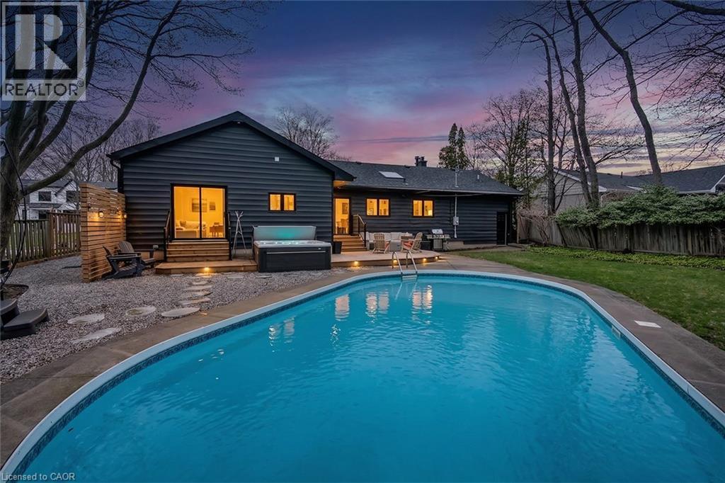 327 GOODRAM Drive, Burlington, Ontario, L7L2J9 — Photo 43