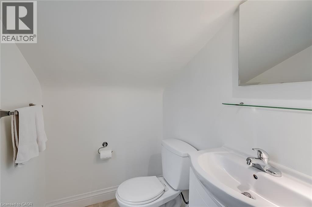 327 GOODRAM Drive, Burlington, Ontario, L7L2J9 — Photo 45