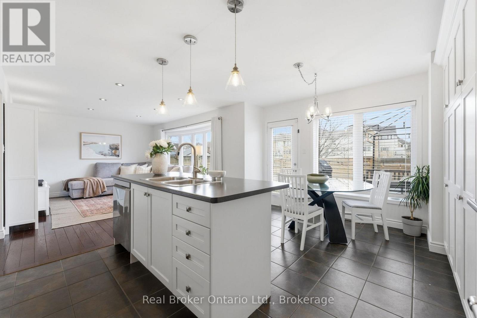 910 VICKERMAN WAY, Milton (CO Coates), Ontario, L9T0K5 — Photo 17