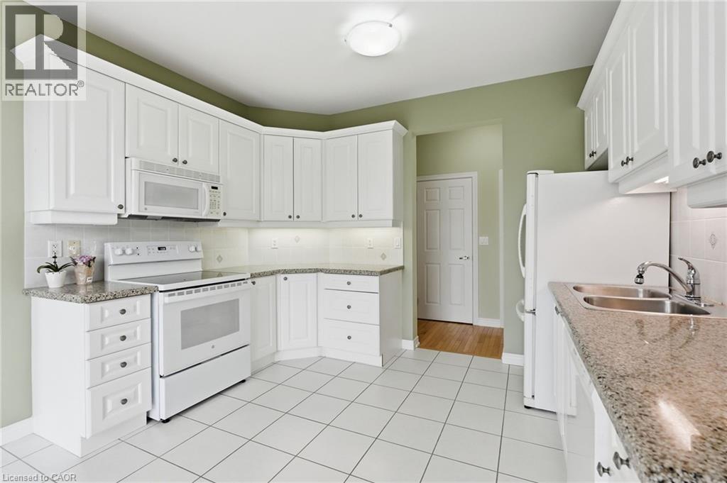 2165 ITABASHI Way Unit# 10, Burlington, Ontario, L7M0A2 — Photo 17