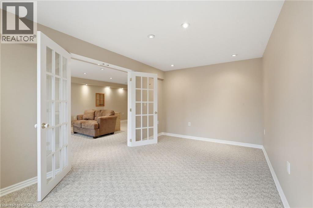 2165 ITABASHI Way Unit# 10, Burlington, Ontario, L7M0A2 — Photo 6