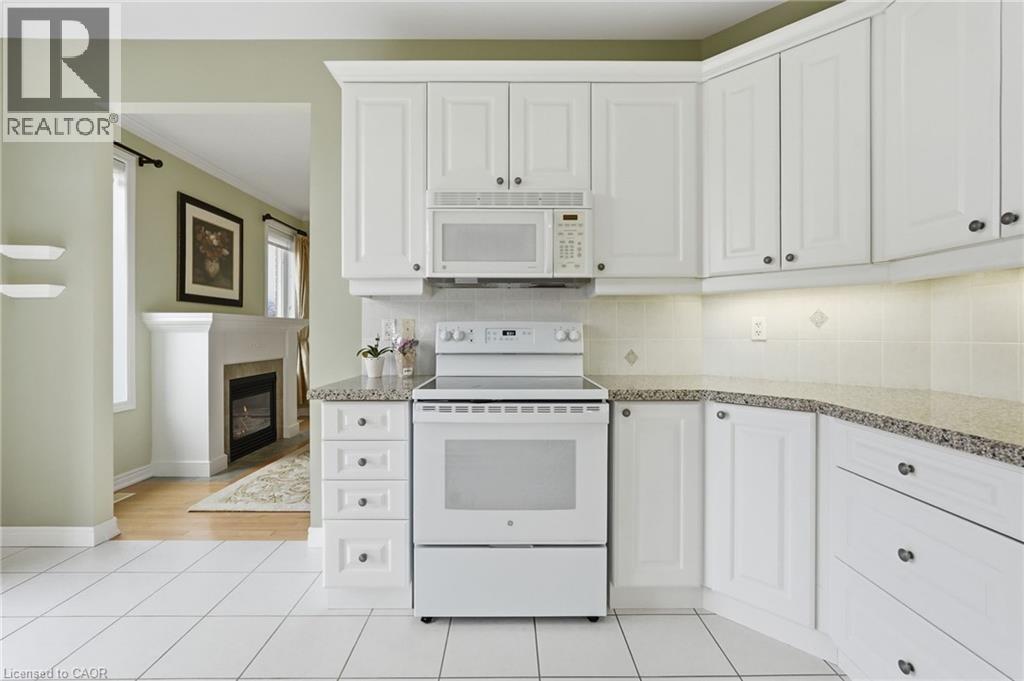 2165 ITABASHI Way Unit# 10, Burlington, Ontario, L7M0A2 — Photo 7