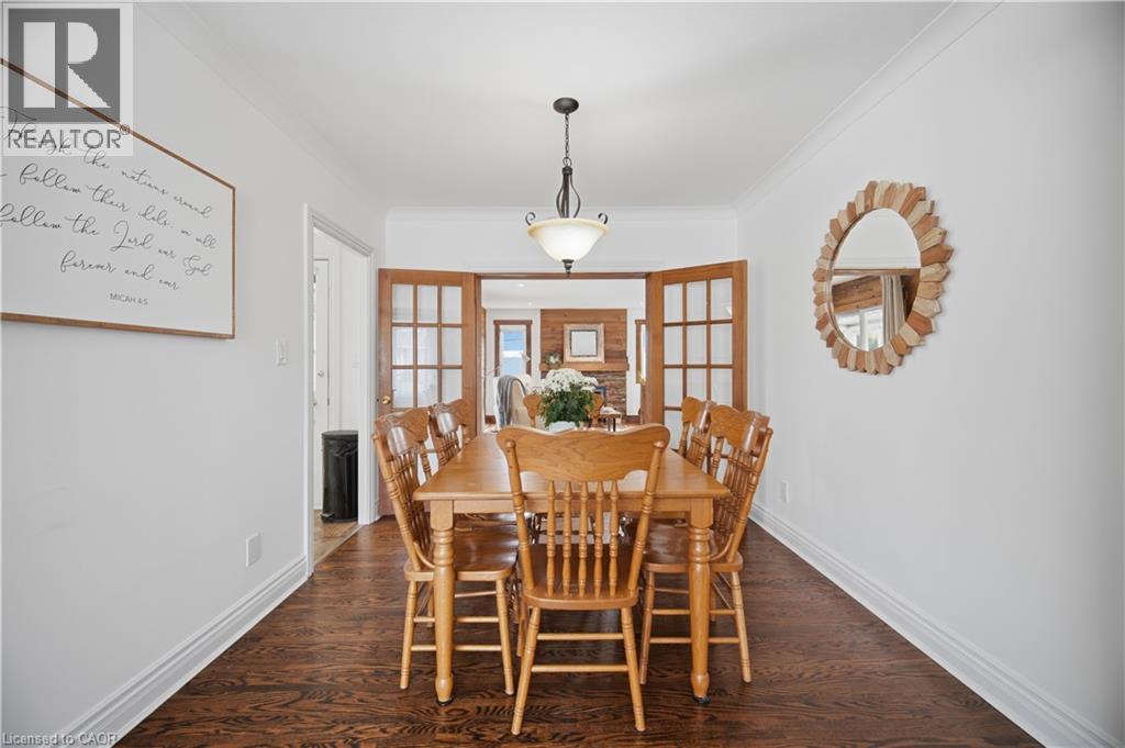 188 WHITE PINES Drive, Burlington, Ontario, L7L4E4 — Photo 10