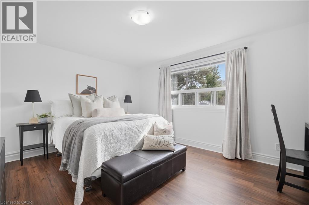 188 WHITE PINES Drive, Burlington, Ontario, L7L4E4 — Photo 25