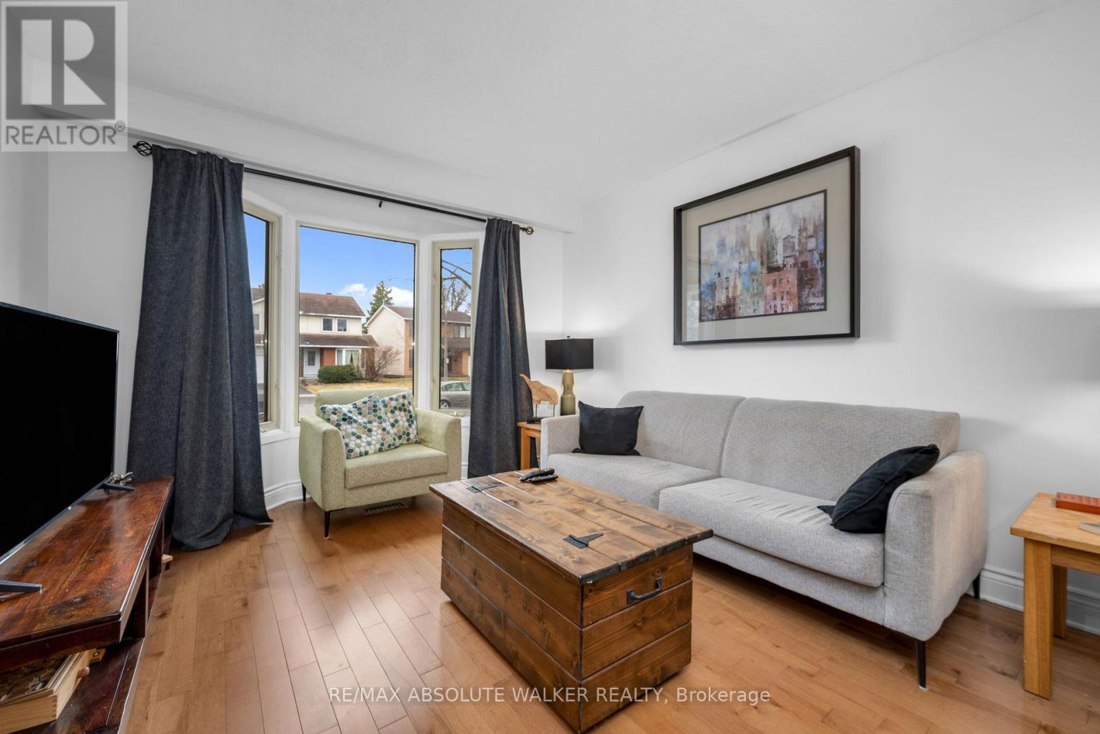 6289 VORLAGE DRIVE, Ottawa, Ontario, K1C2E4 — Photo 2