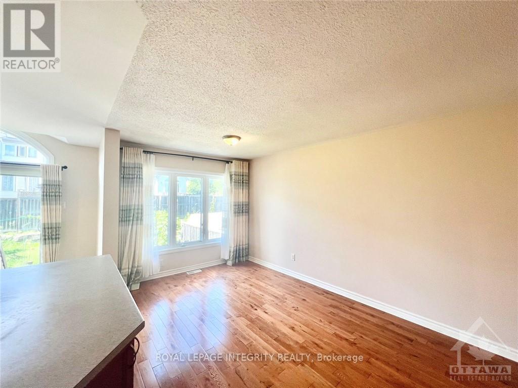 102 BRADY AVENUE, Ottawa, Ontario, K2K0B1 — Photo 16