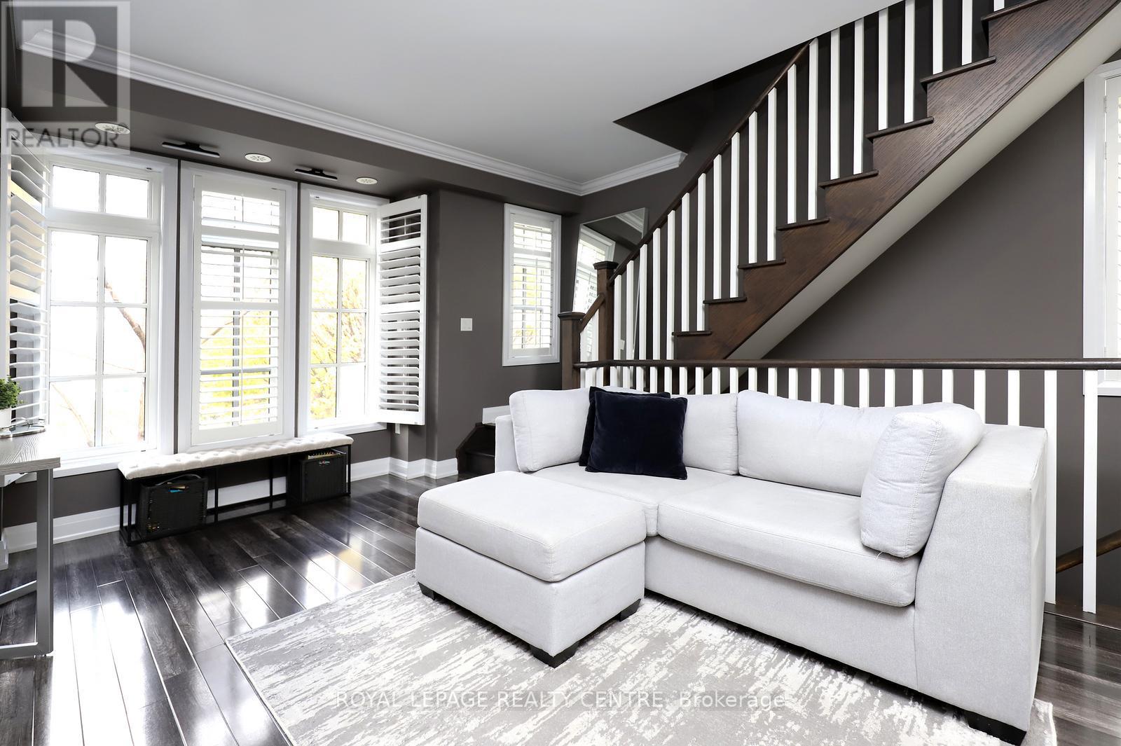 10 - 3077 CAWTHRA ROAD, Mississauga (Applewood), Ontario, L5A2X4 — Photo 13