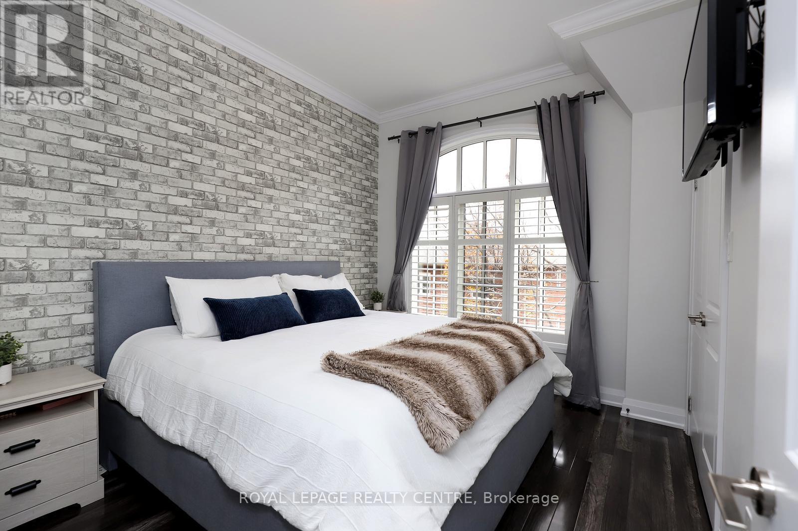 10 - 3077 CAWTHRA ROAD, Mississauga (Applewood), Ontario, L5A2X4 — Photo 29