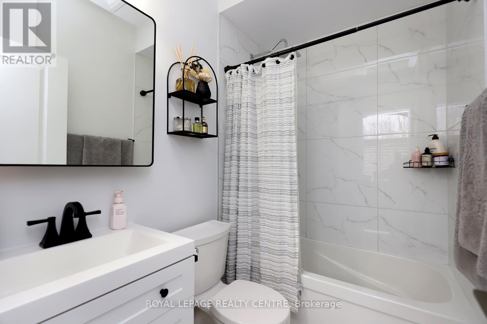 10 - 3077 CAWTHRA ROAD, Mississauga (Applewood), Ontario, L5A2X4 — Photo 32