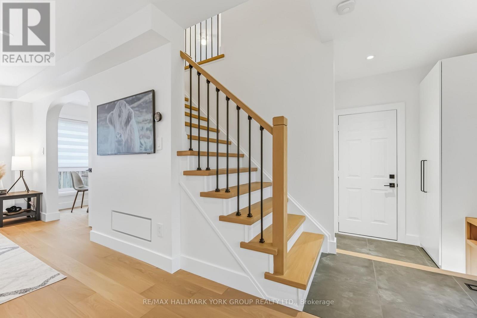 882 MCDUFFE CRESCENT, Milton (BE Beaty), Ontario, L9T6M7 — Photo 10