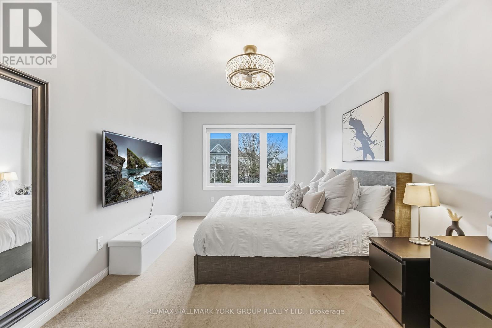 882 MCDUFFE CRESCENT, Milton (BE Beaty), Ontario, L9T6M7 — Photo 13