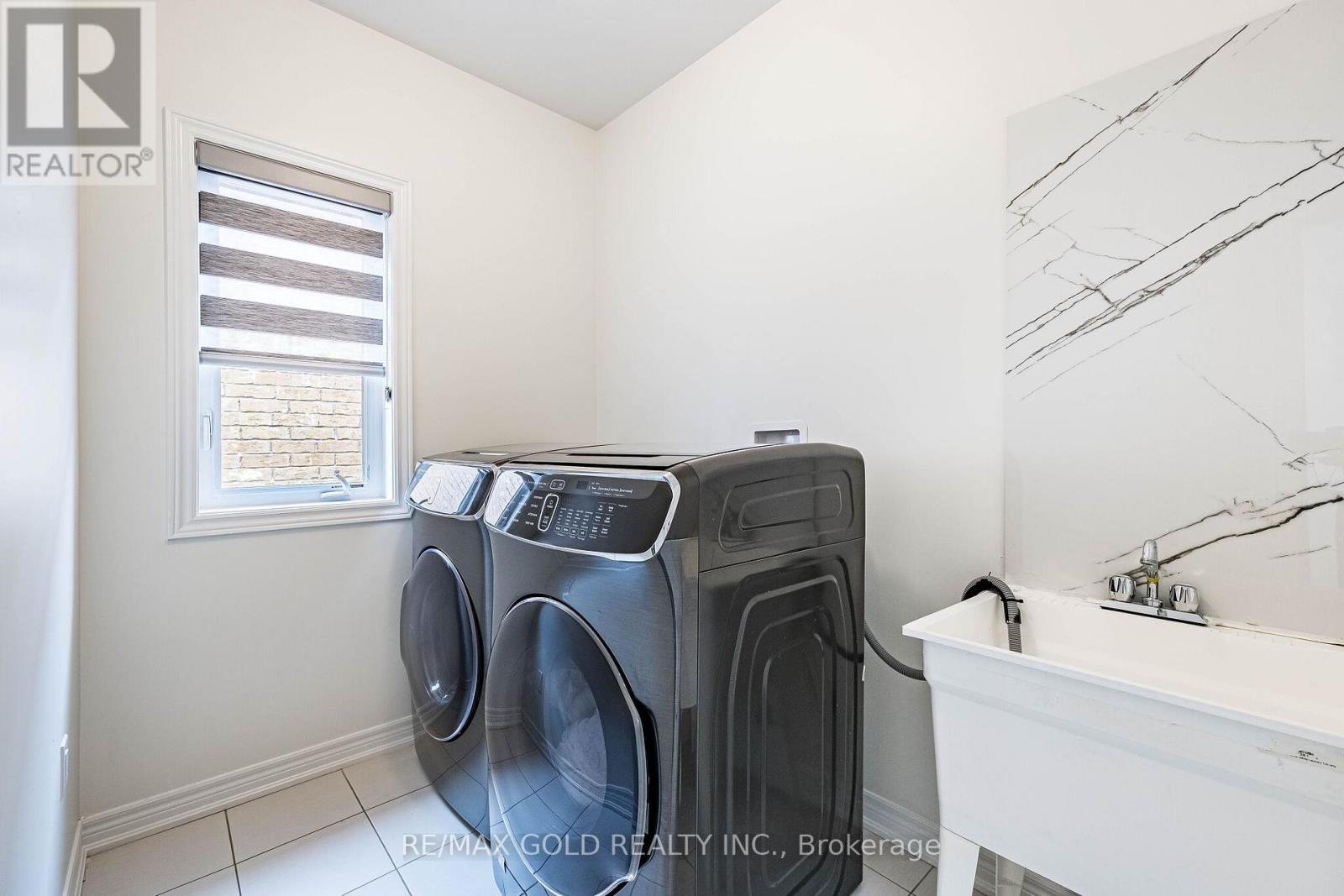 6 AGOSTO STREET, Brampton (Northwest Brampton), Ontario, L7A5B1 — Photo 33