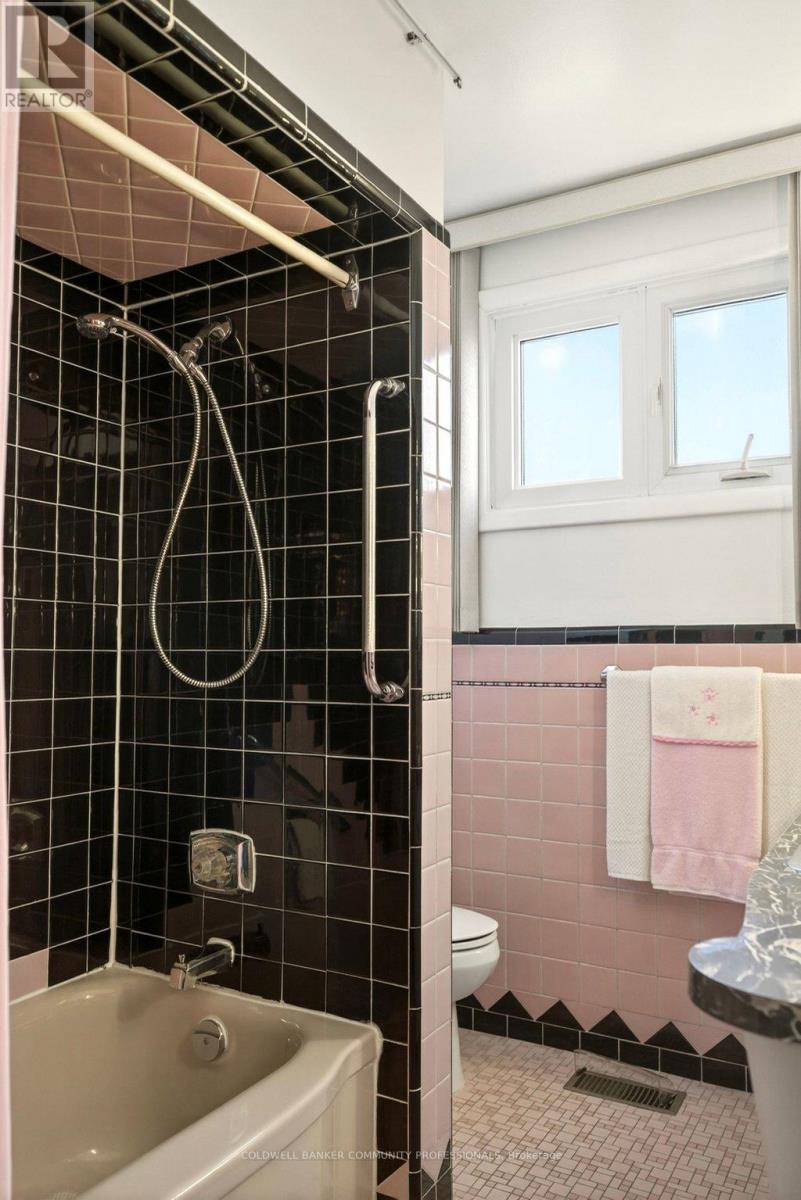 92 REID AVENUE S, Hamilton (Glenview), Ontario, L8K3V1 — Photo 29