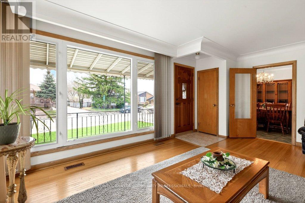 92 REID AVENUE S, Hamilton (Glenview), Ontario, L8K3V1 — Photo 8