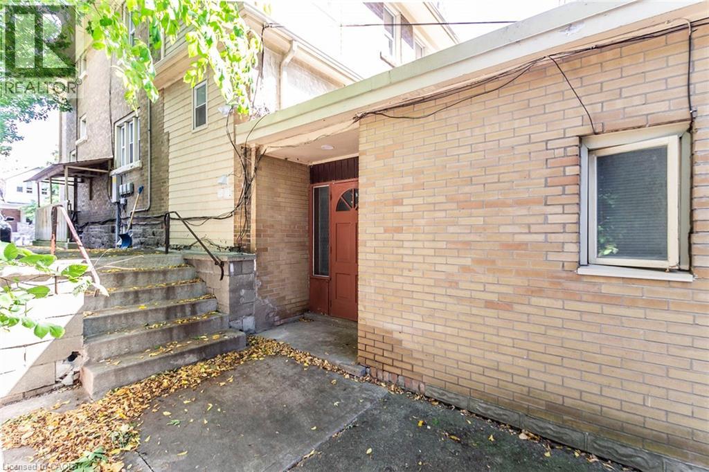 133 ALBERT Street, Waterloo, Ontario, N2L3T2 — Photo 2