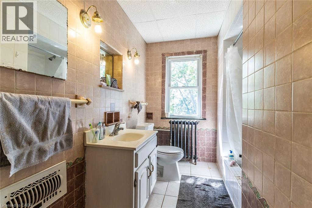 133 ALBERT Street, Waterloo, Ontario, N2L3T2 — Photo 6