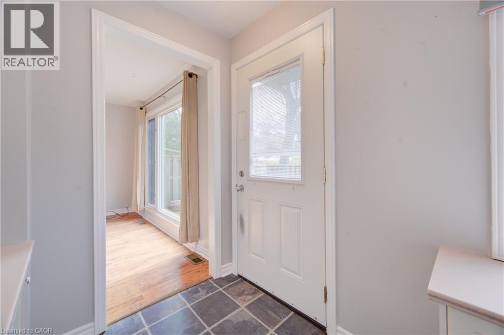 60 WILSONVIEW Avenue, Guelph, Ontario, N1G2Z9 — Photo 4