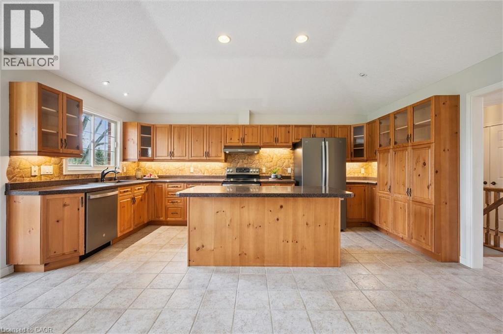152 GOLF LINKS Drive, Baden, Ontario, N3A3P1 — Photo 11