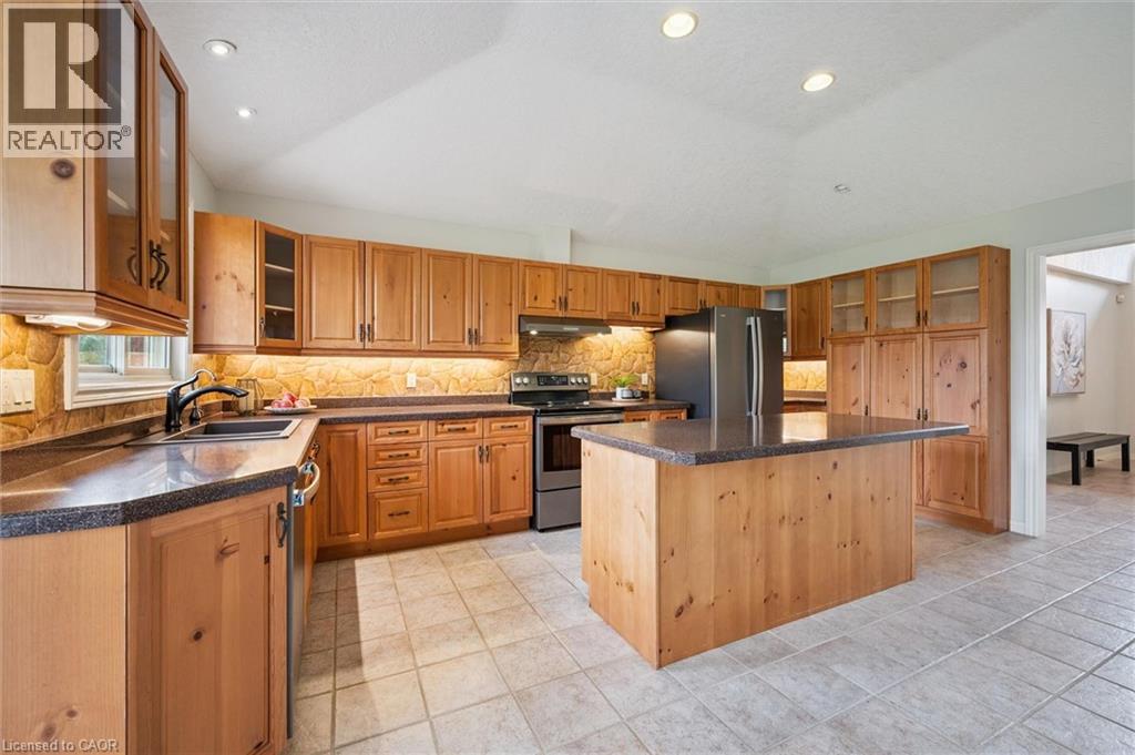 152 GOLF LINKS Drive, Baden, Ontario, N3A3P1 — Photo 15