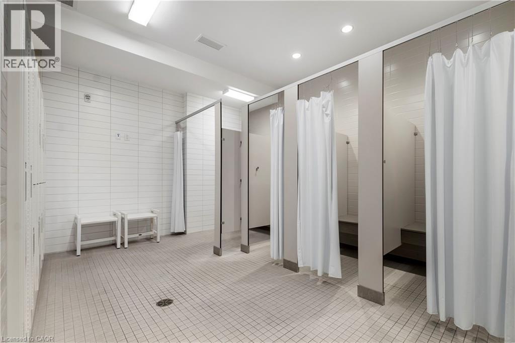 10 BISHOP RYAN Way, Hamilton, Ontario, L9B2L8 — Photo 2