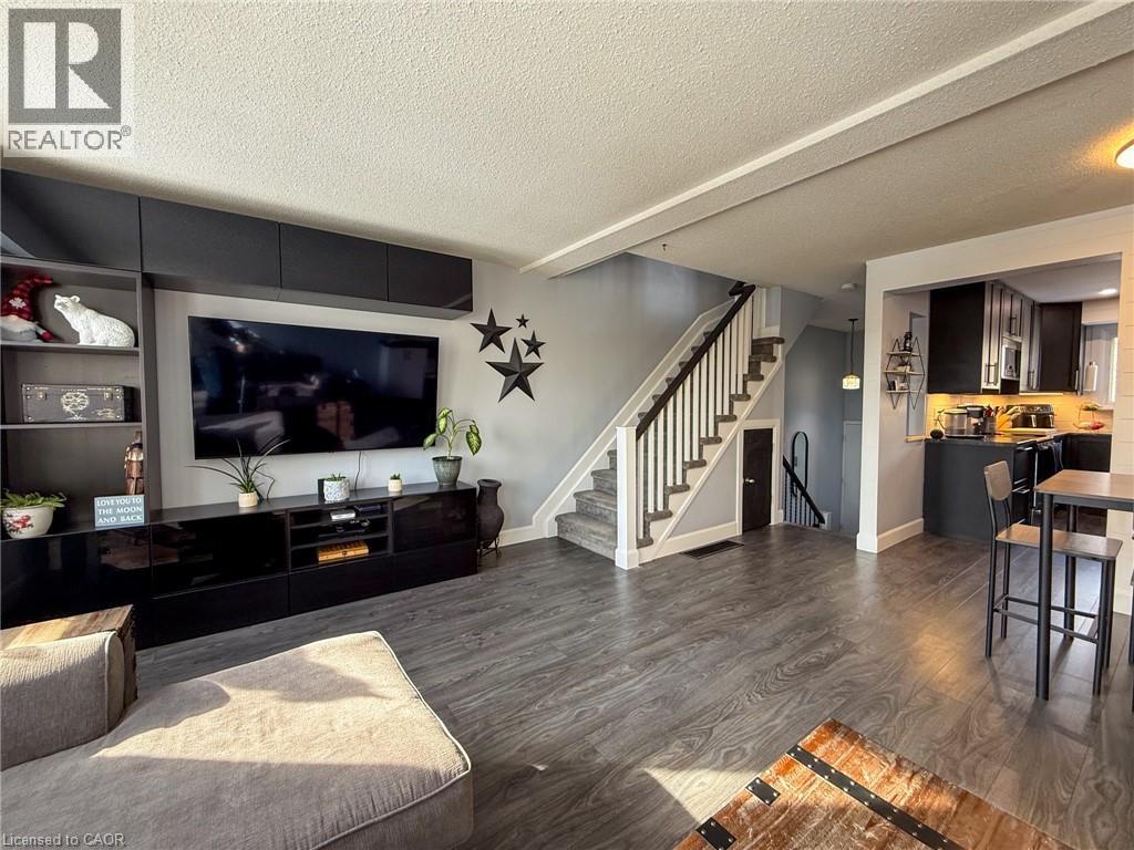 17 MELANIE Crescent Unit# 17, Waterdown, Ontario, L0R2H0 — Photo 13