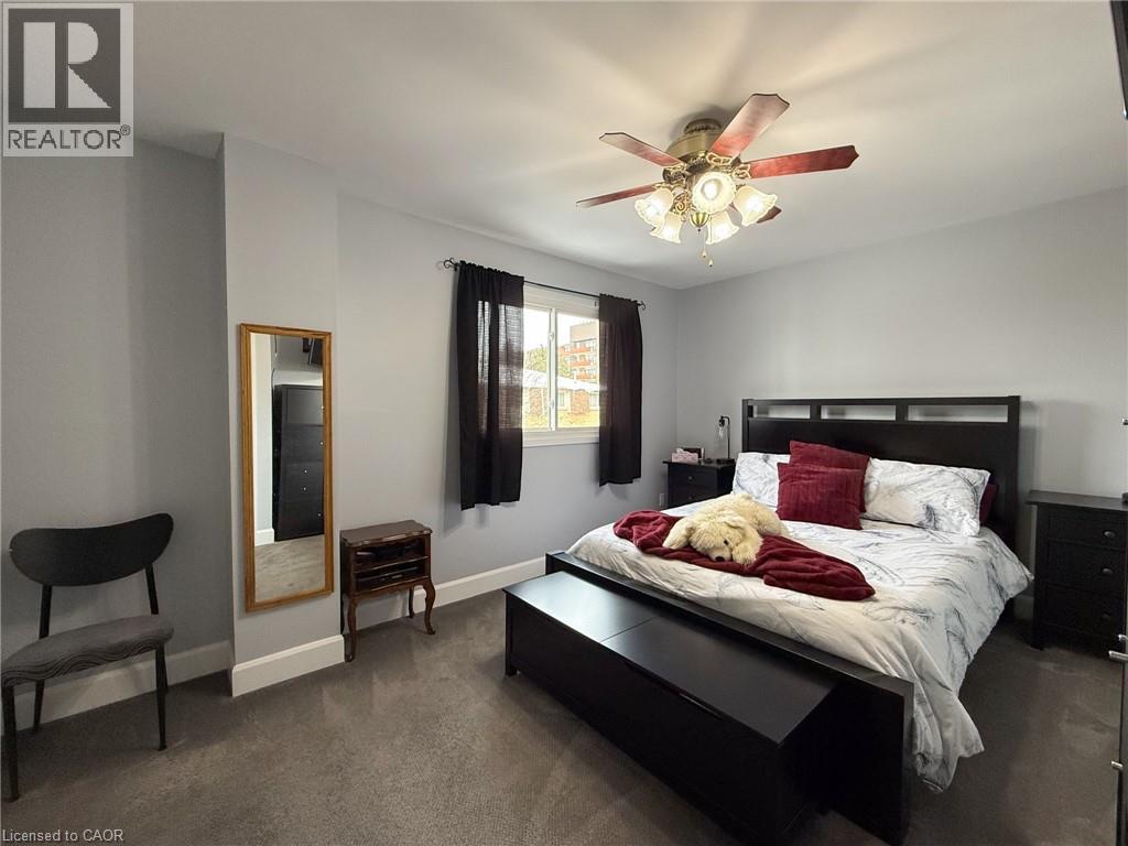 17 MELANIE Crescent Unit# 17, Waterdown, Ontario, L0R2H0 — Photo 21