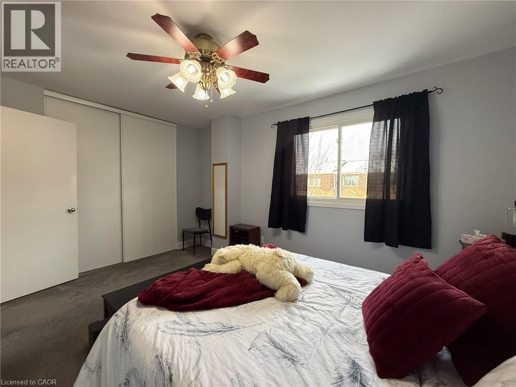 17 MELANIE Crescent Unit# 17, Waterdown, Ontario, L0R2H0 — Photo 23