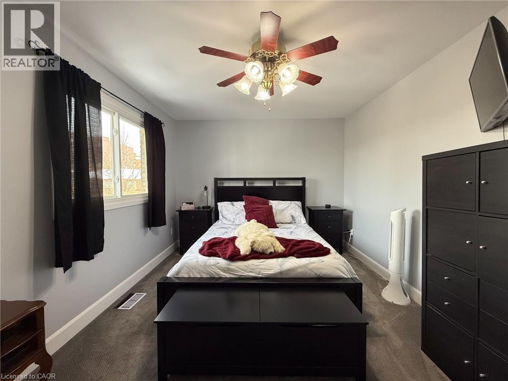 17 MELANIE Crescent Unit# 17, Waterdown, Ontario, L0R2H0 — Photo 24