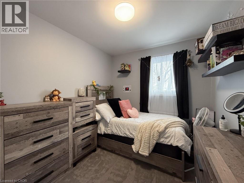 17 MELANIE Crescent Unit# 17, Waterdown, Ontario, L0R2H0 — Photo 26