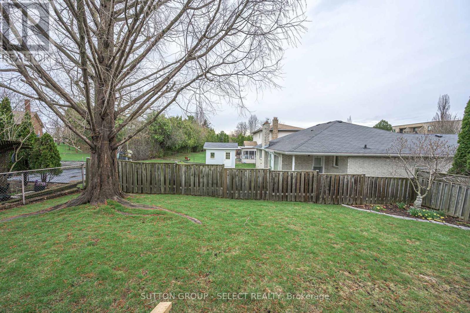 260 VILLAGE GREEN AVENUE, London South (South N), Ontario, N6J3Z6 — Photo 39