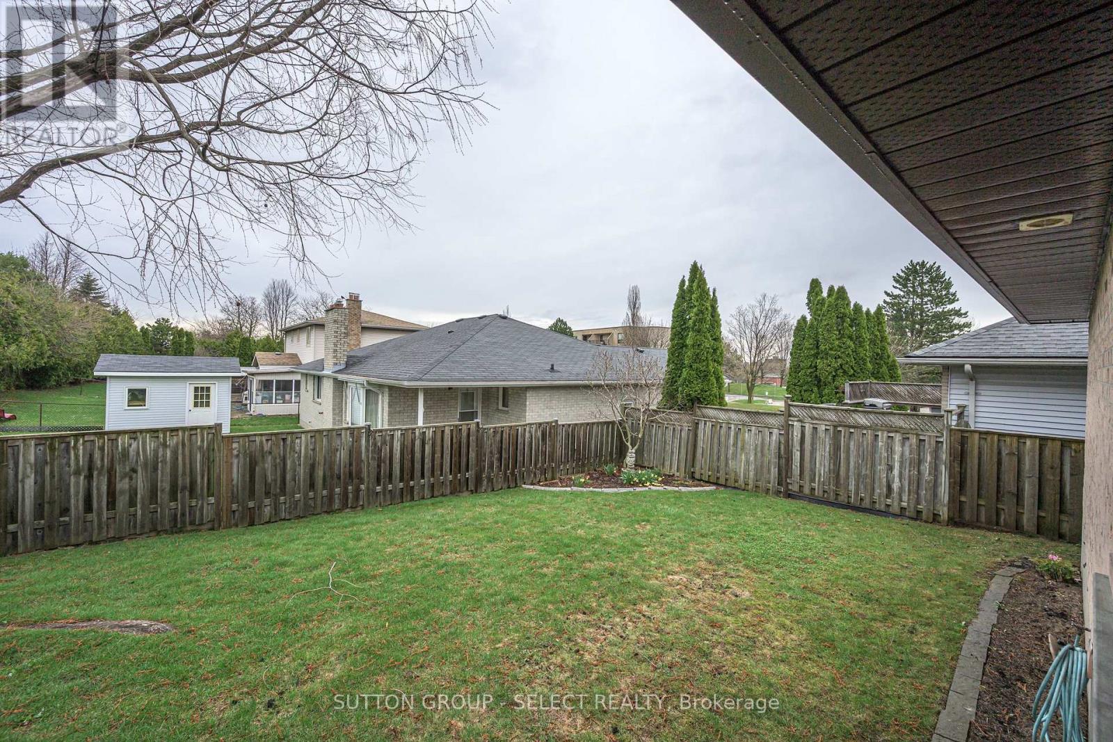 260 VILLAGE GREEN AVENUE, London South (South N), Ontario, N6J3Z6 — Photo 40