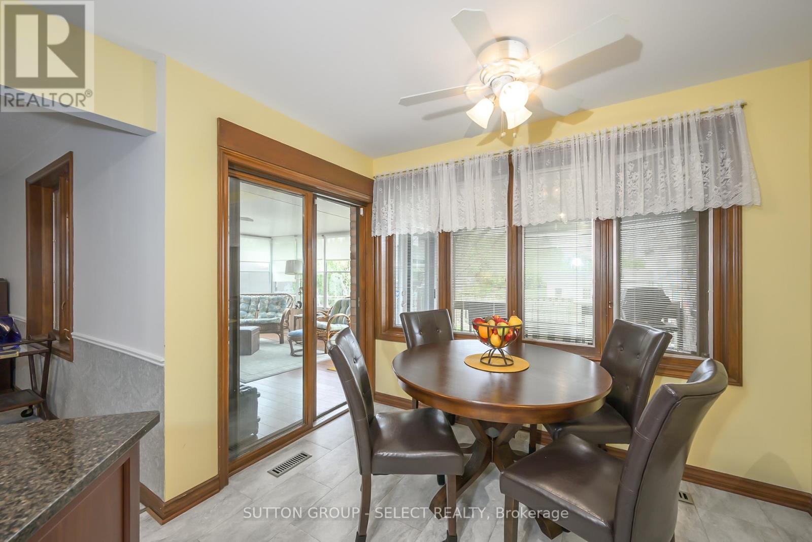 260 VILLAGE GREEN AVENUE, London South (South N), Ontario, N6J3Z6 — Photo 8