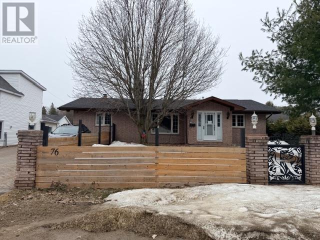 76 Huron AVE, Blind River, Ontario, P0R1B0 — Photo 2