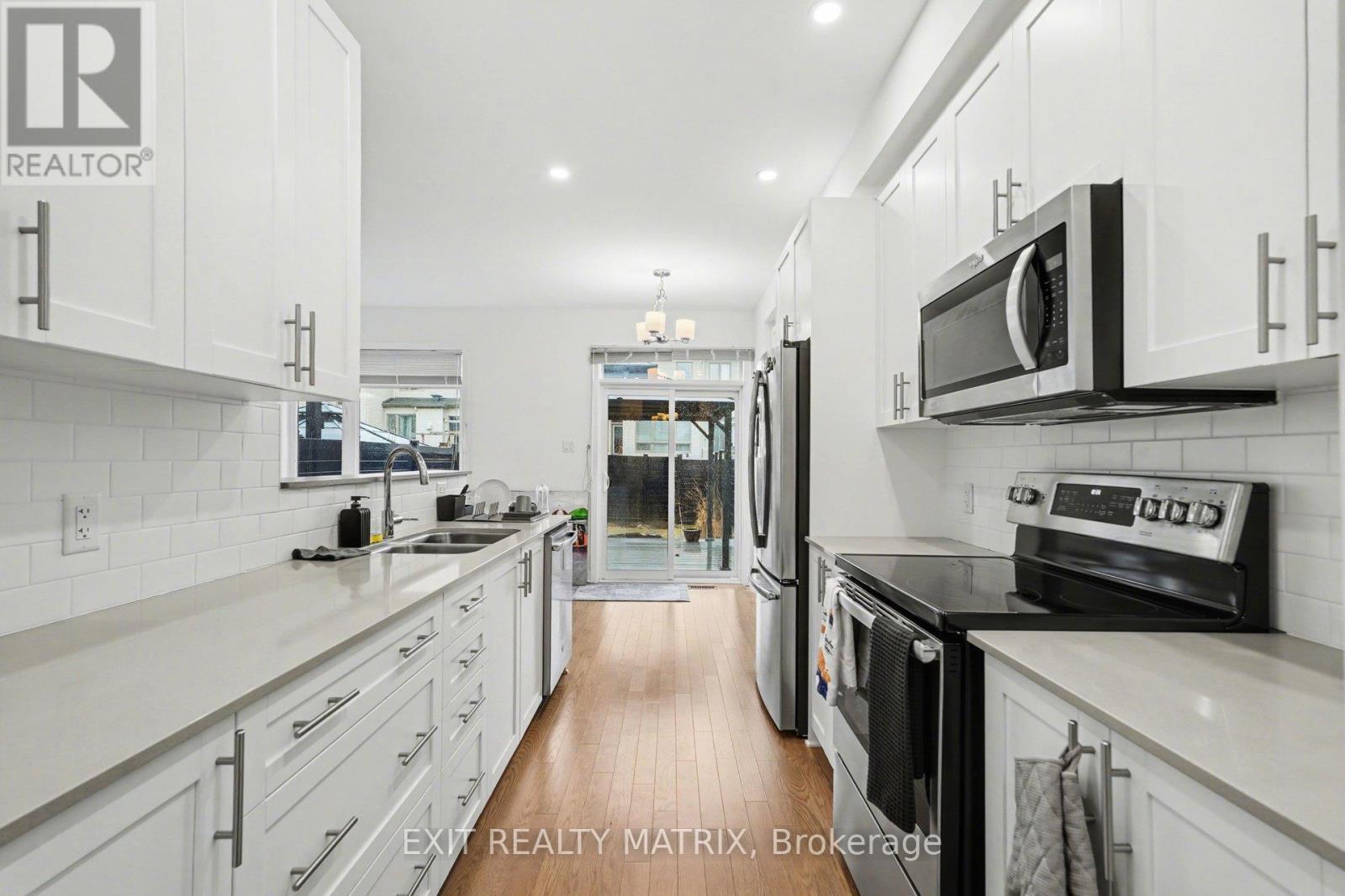 656 PUTNEY CRESCENT W, Ottawa, Ontario, K2S2N7 — Photo 10