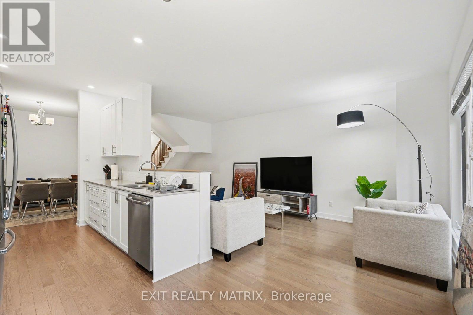 656 PUTNEY CRESCENT W, Ottawa, Ontario, K2S2N7 — Photo 13