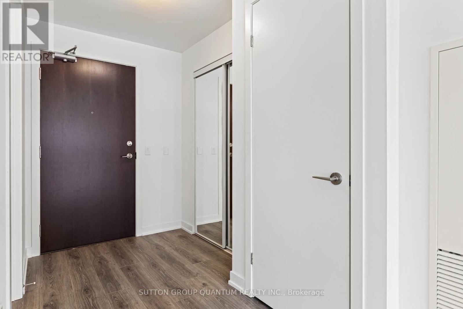 1002 - 38 IANNUZZI STREET, Toronto (Niagara), Ontario, M5V0S2 — Photo 10