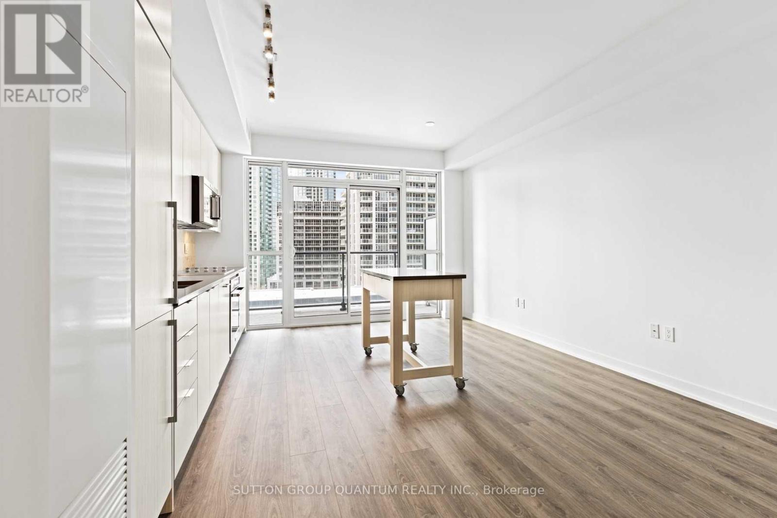 1002 - 38 IANNUZZI STREET, Toronto (Niagara), Ontario, M5V0S2 — Photo 4