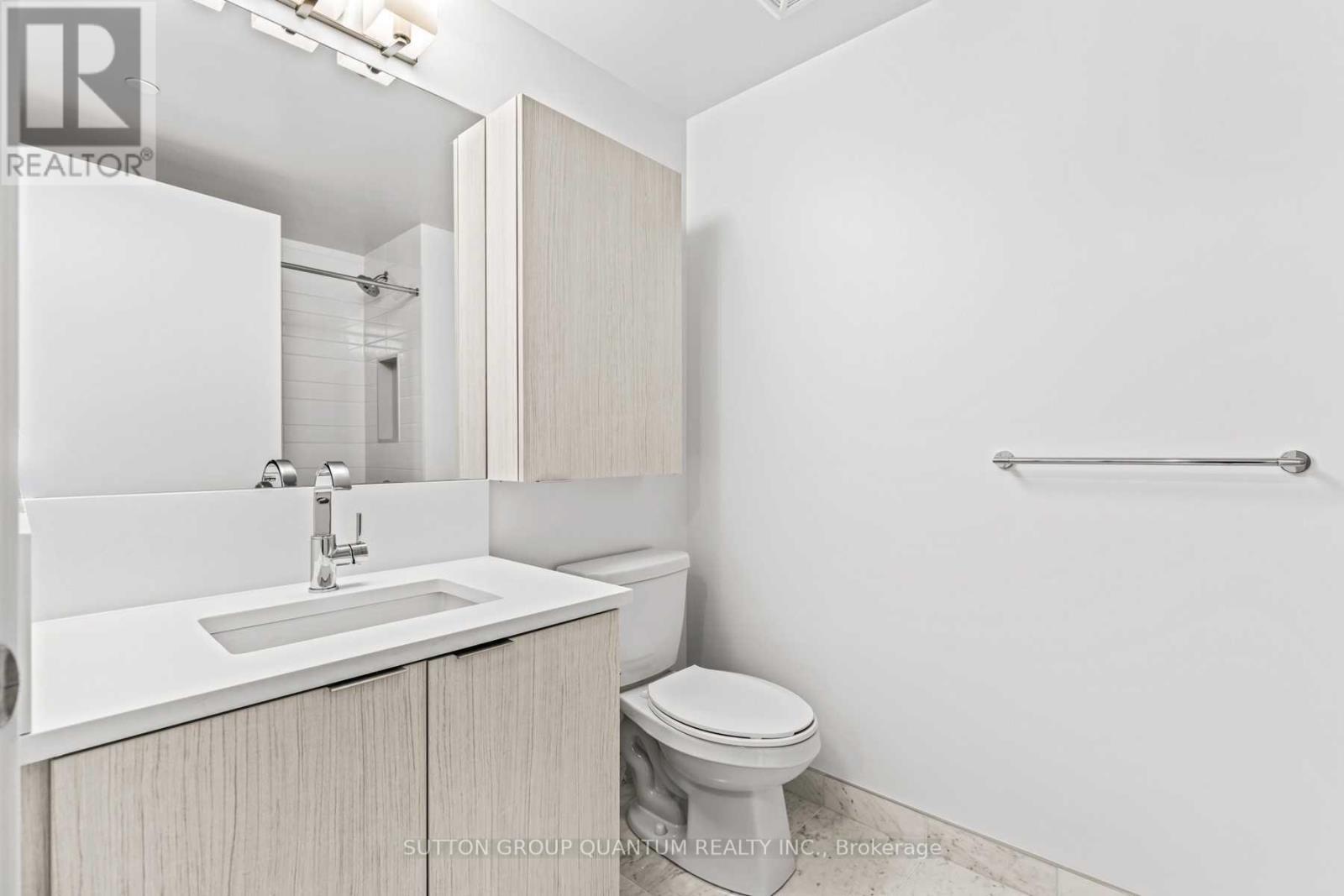 1002 - 38 IANNUZZI STREET, Toronto (Niagara), Ontario, M5V0S2 — Photo 7