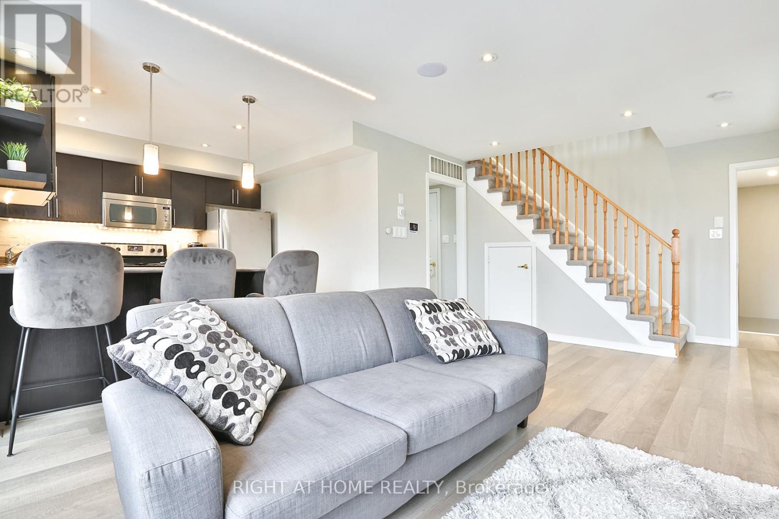 168 KINGSTON ROAD W, Ajax (Central), Ontario, L1T0M9 — Photo 16