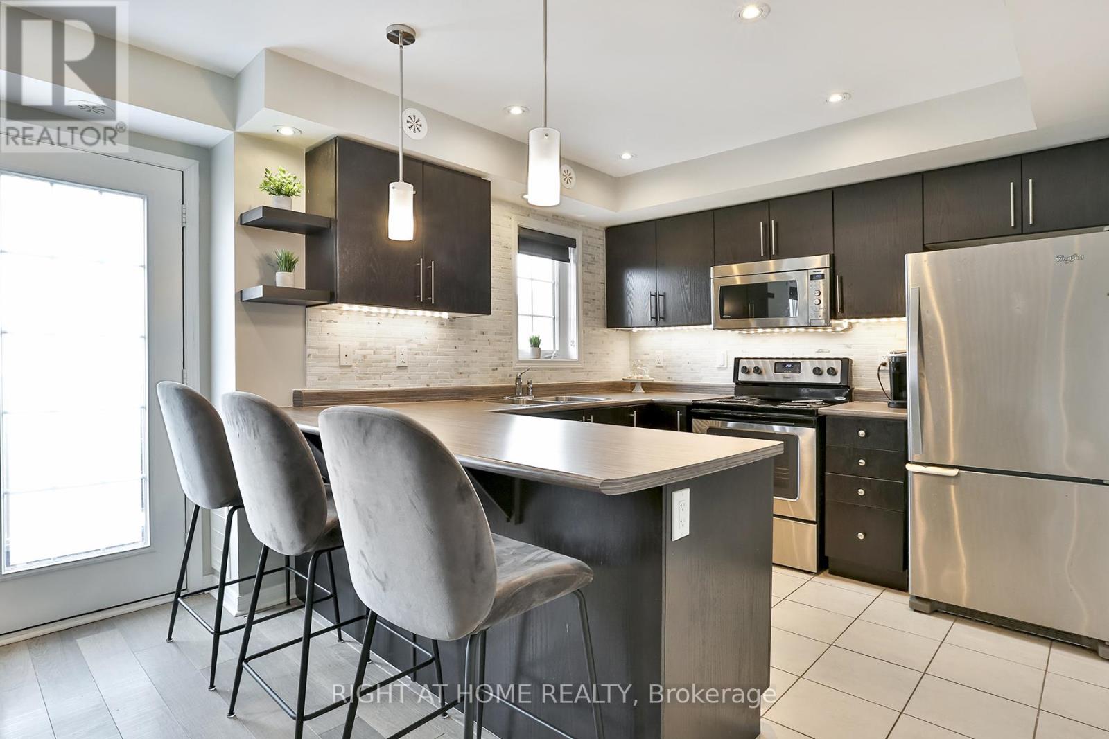 168 KINGSTON ROAD W, Ajax (Central), Ontario, L1T0M9 — Photo 17