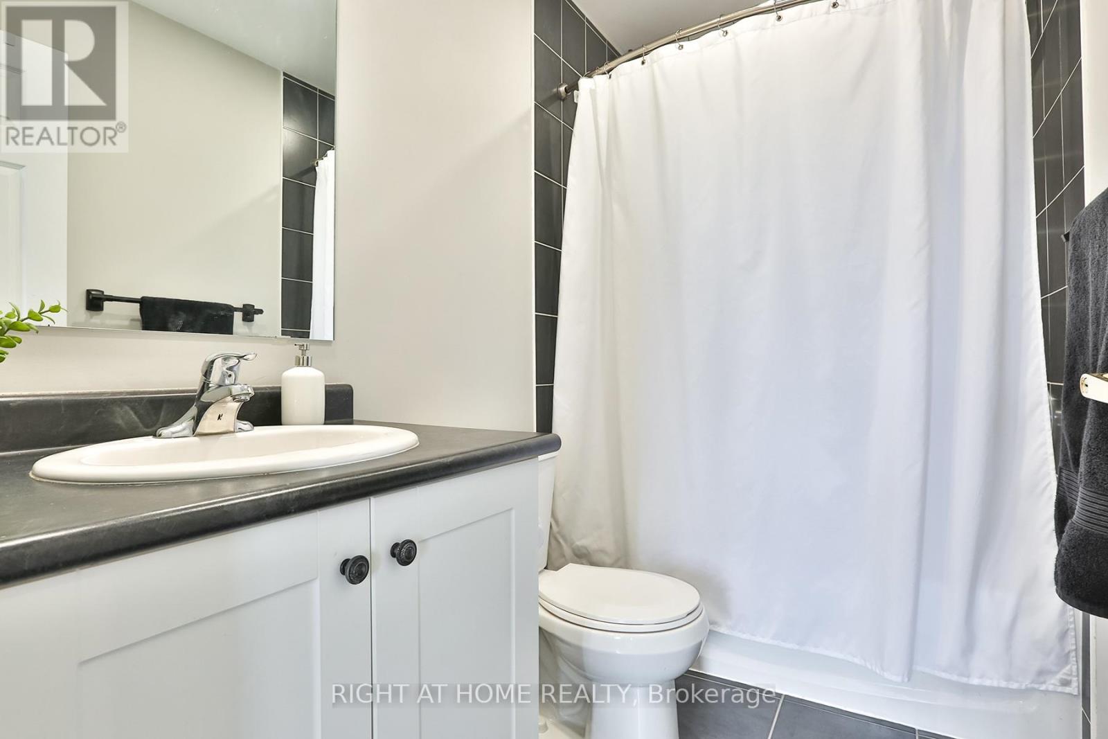 168 KINGSTON ROAD W, Ajax (Central), Ontario, L1T0M9 — Photo 18