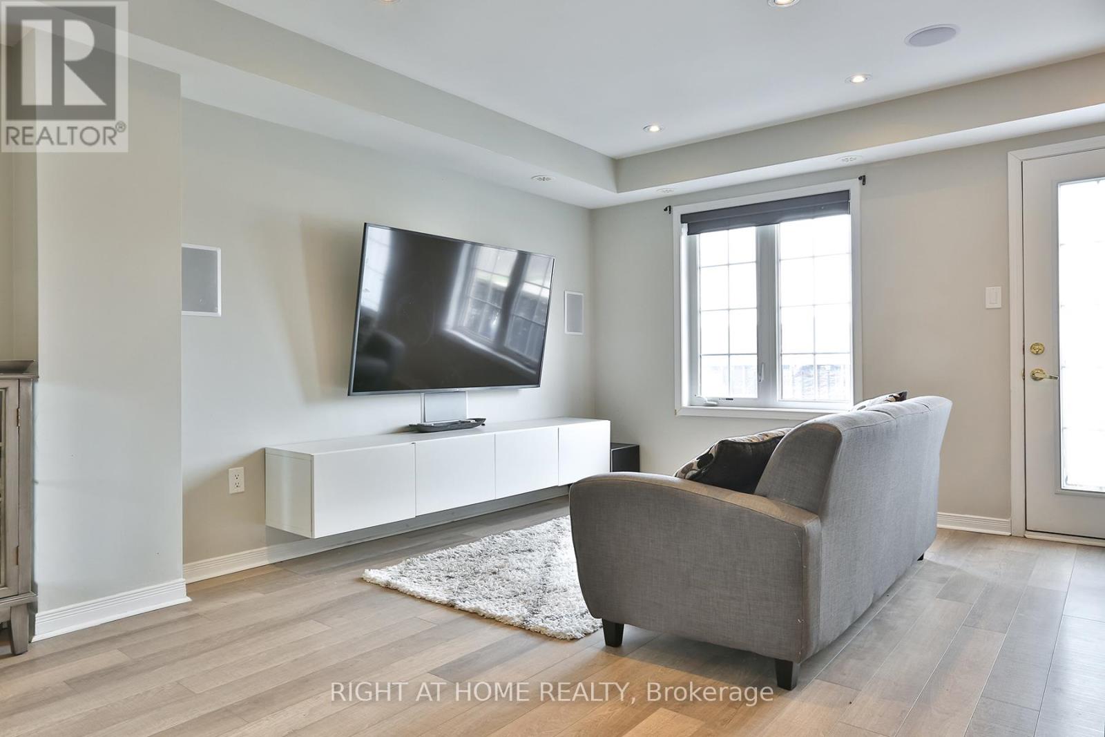 168 KINGSTON ROAD W, Ajax (Central), Ontario, L1T0M9 — Photo 26