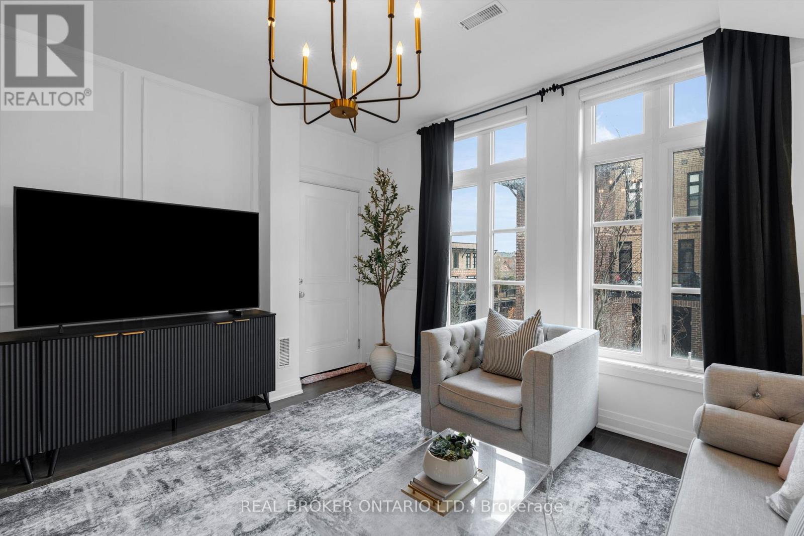 43 - 8167 KIPLING AVENUE, Vaughan (West Woodbridge), Ontario, L4L0G4 — Photo 7