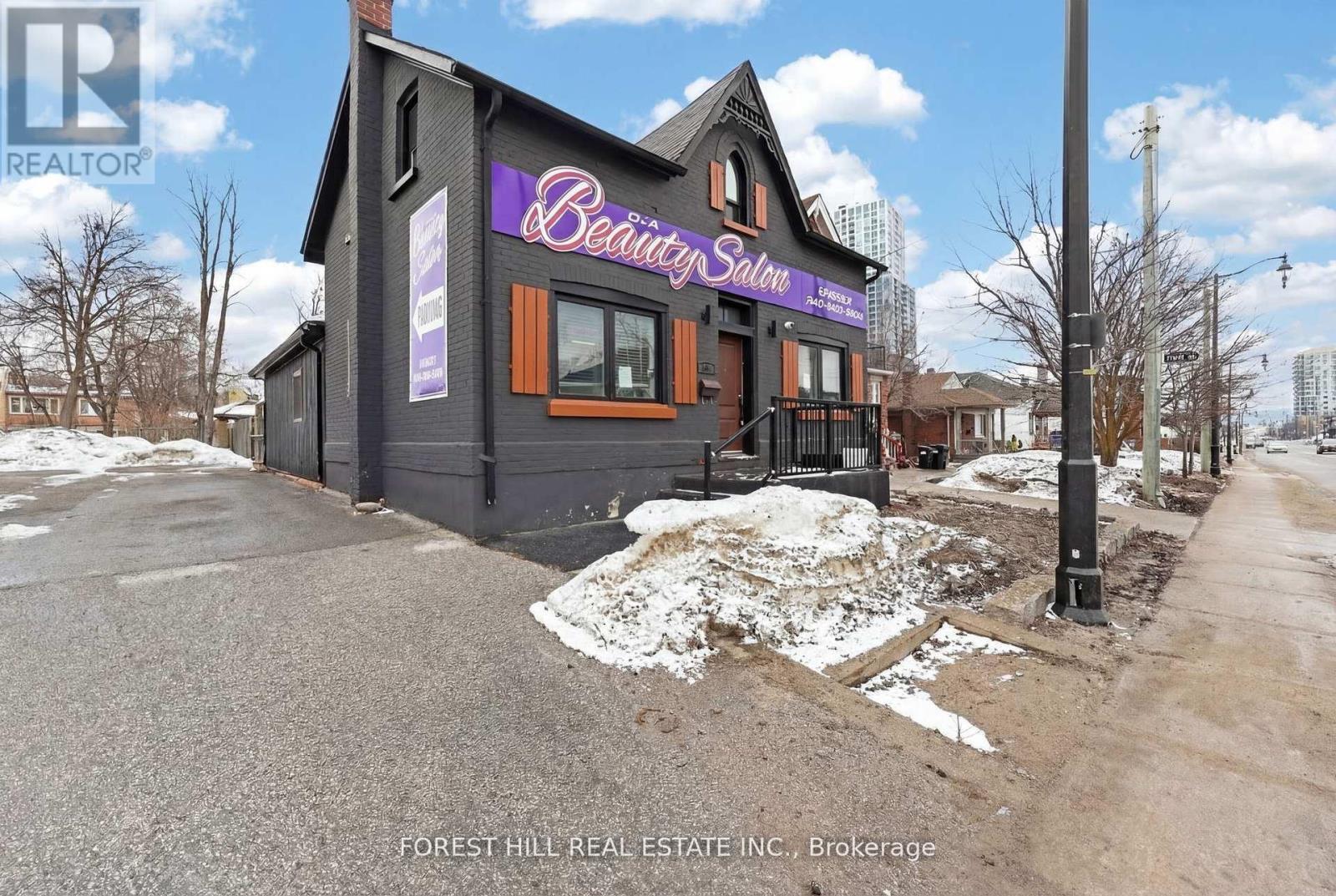 89 TORONTO STREET, Barrie (City Centre), Ontario, L4N1V1 — Photo 2