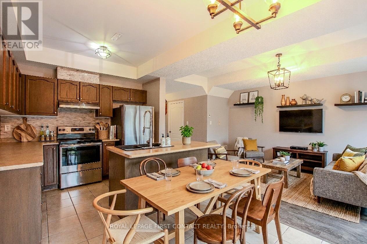 18 ARCADIA ROAD, Wasaga Beach, Ontario, L9Z3C2 — Photo 2