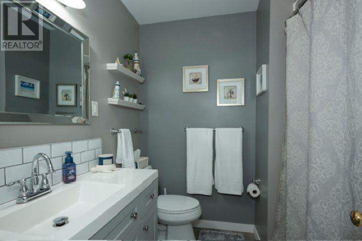 412 Rainbow Street, Thunder Bay, Ontario, P7B6K2 — Photo 18